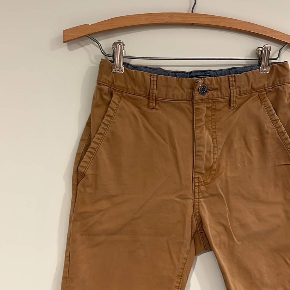 GAP Boys 12 Regular Flat Front Khaki Shorts Adjustable Waist *Play Condition* - Picture 2 of 9